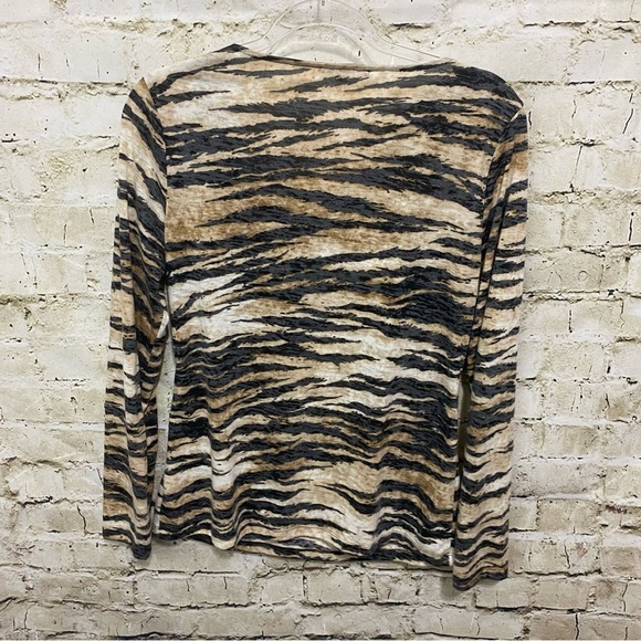 Chaus Tan Black Printed Drop Front Top - Picture 6 of 6